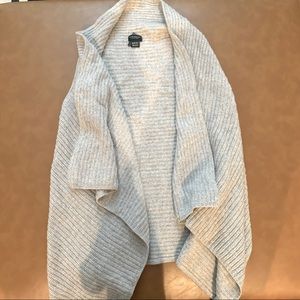 💫SALE: Club Monaco Grey Wool / Cashmere Sleeveless Draped Open Front Sweater